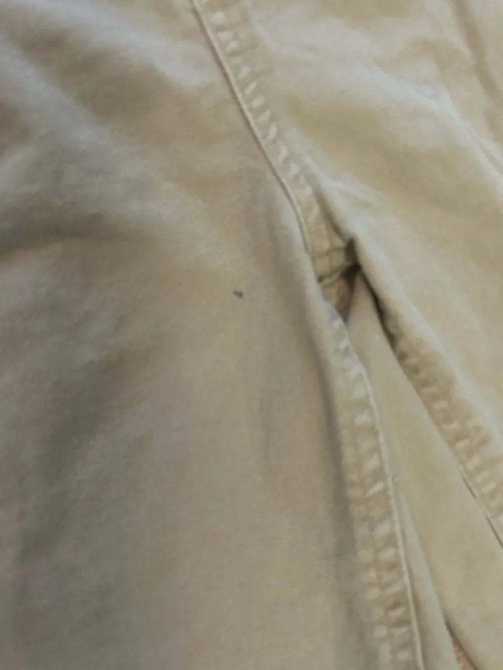 Old Navy Tan Khaki Shorts - Neutral Tan 2 Pairs Size 20